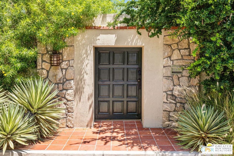 501 N Belardo Road