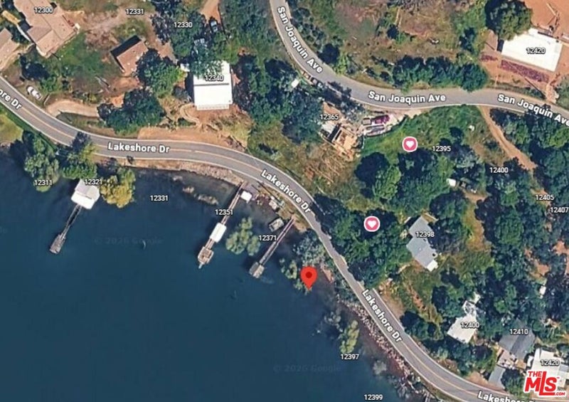 12391 Lakeshore Drive