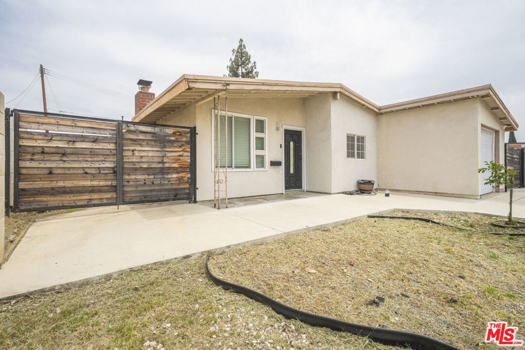 Properties 1 110 S Baymar Street