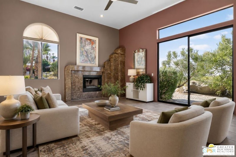 2300 N Vista Drive