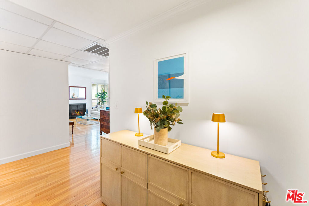 12115 San Vicente Boulevard 111