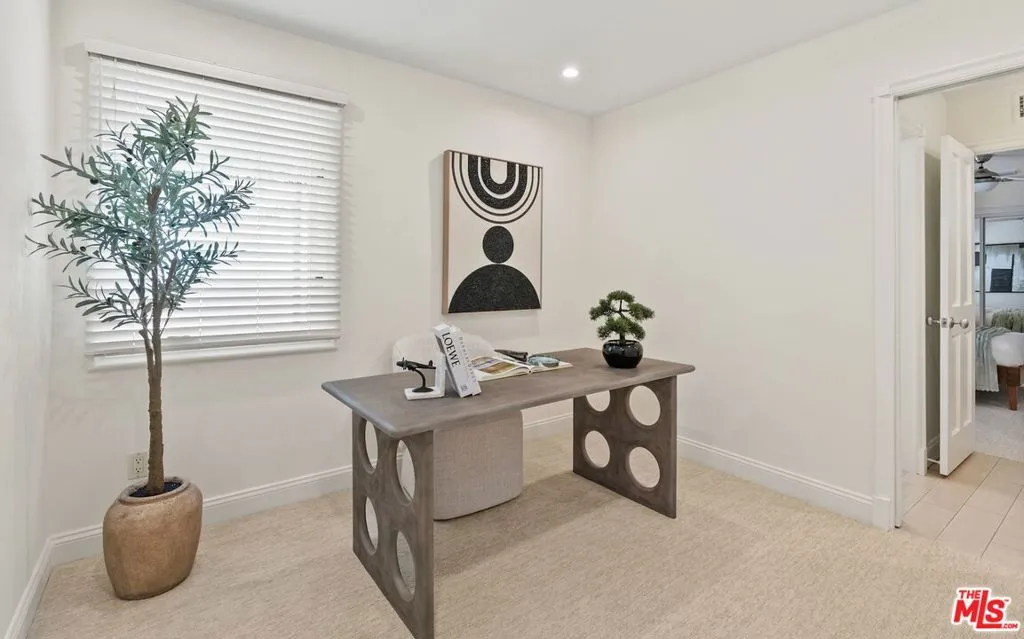 Beverly Hills, California 90210, United States, 4 Bedrooms Bedrooms, ,4 BathroomsBathrooms,Residential,Active,178703