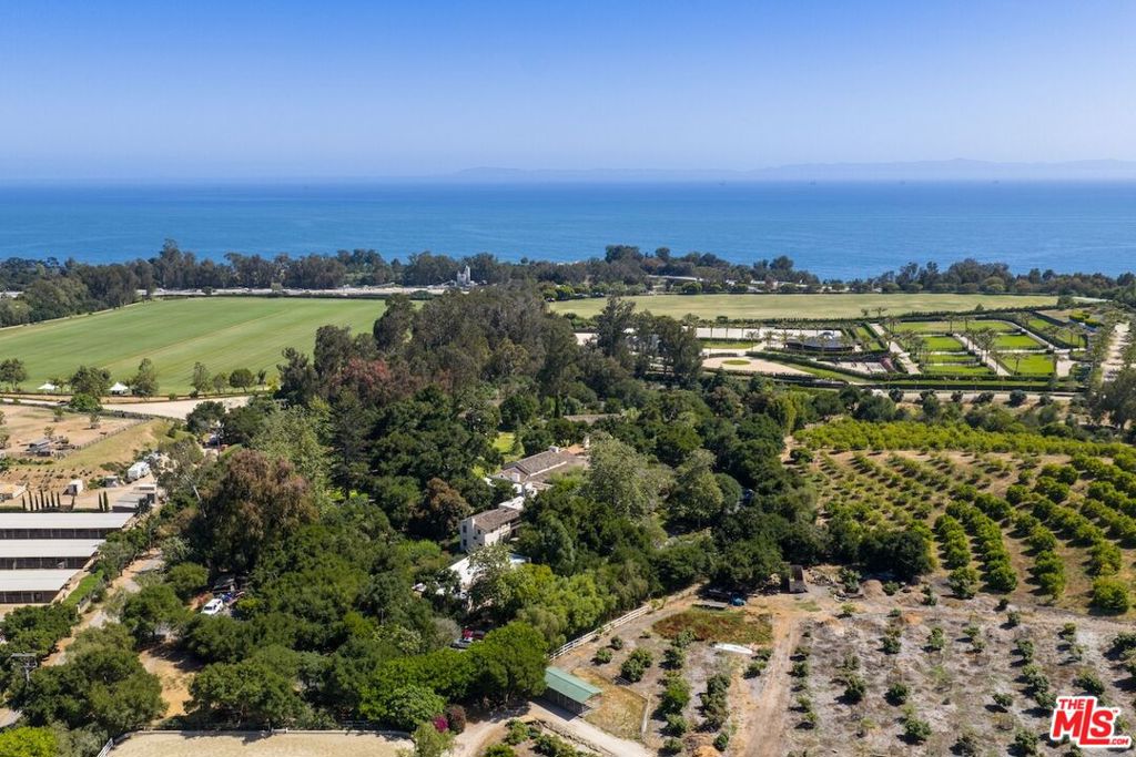 Properties 4 249 Lambert Road