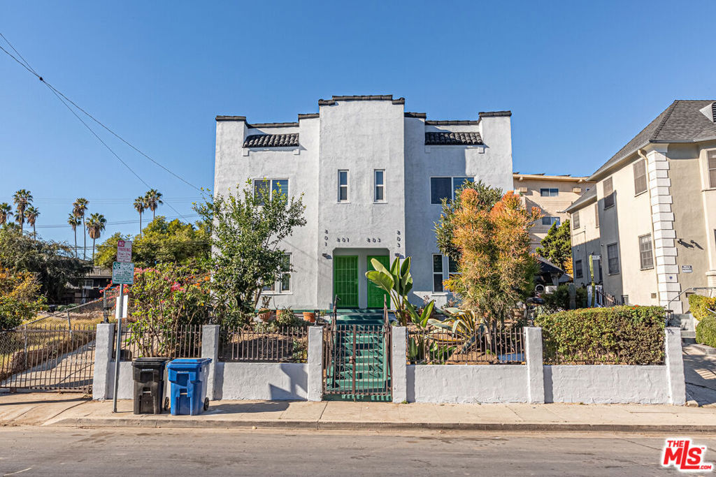 801 N Alexandria Avenue