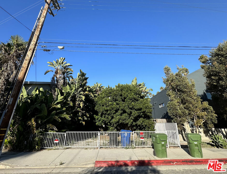 1917 4th Street
