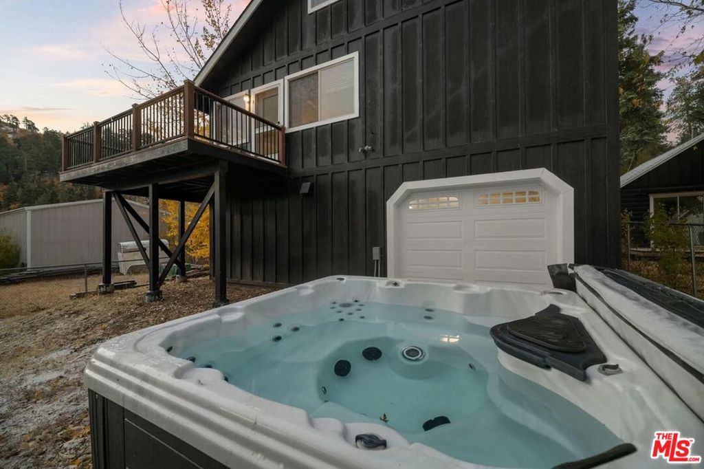 993 Cameron Drive