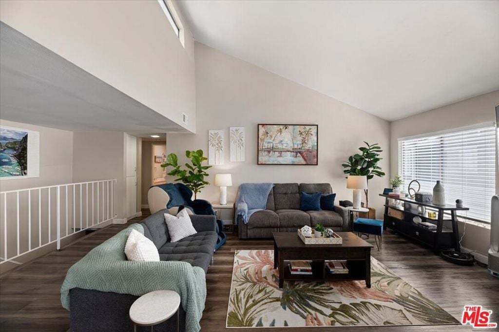 24140 Avenida Rancheros F