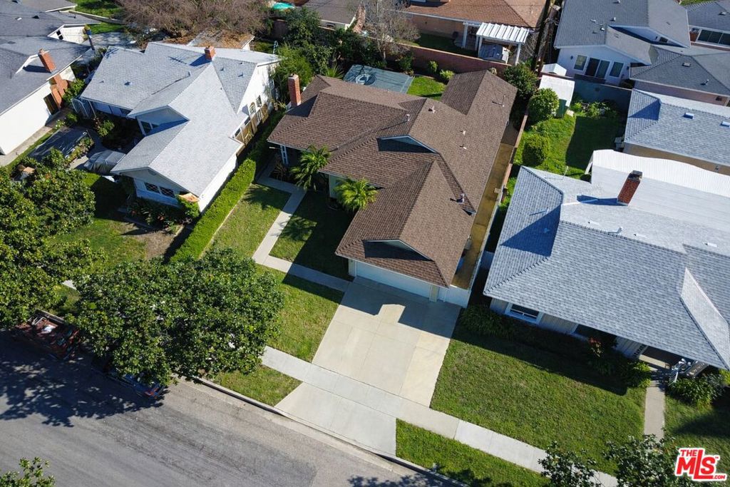 3012 Knoxville Avenue