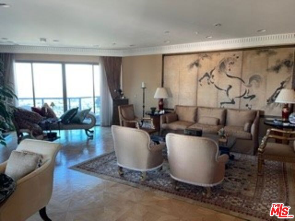 10490 Wilshire Boulevard 2203