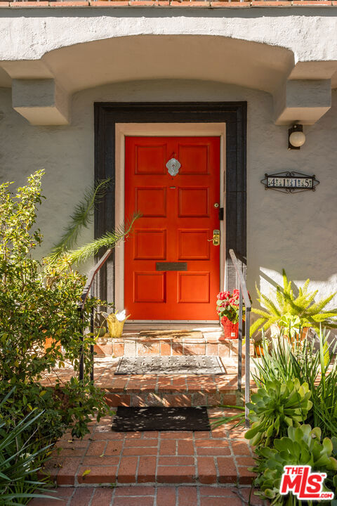 4115 Edgehill Drive