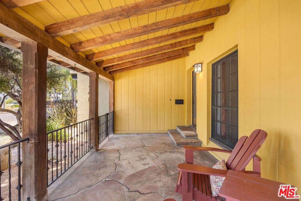 6501 Whitworth Drive