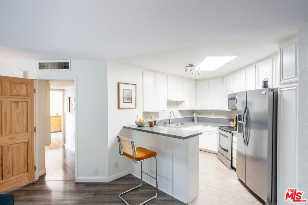 4499 Via Marisol 309