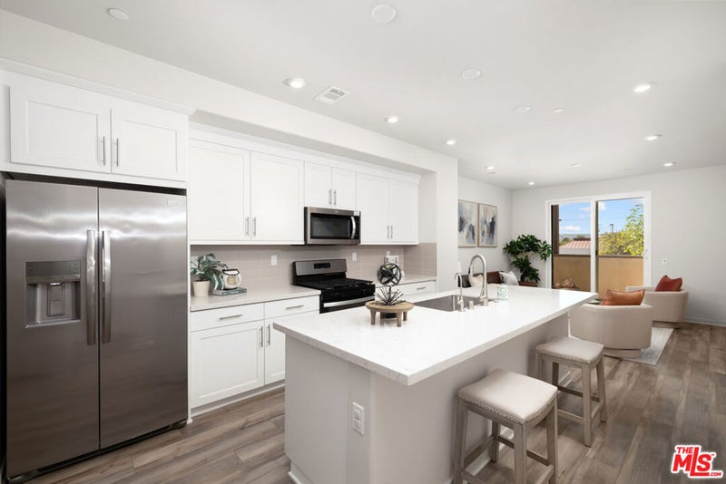 126 Dove Lndg