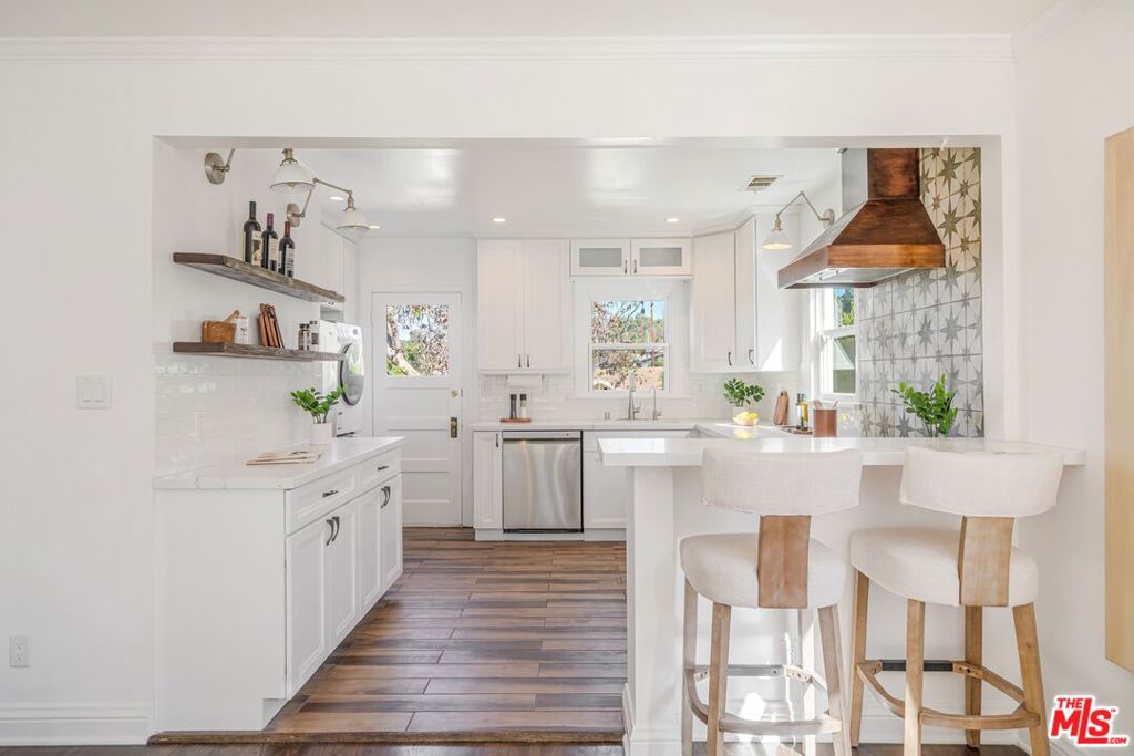 6203 Hillandale Drive