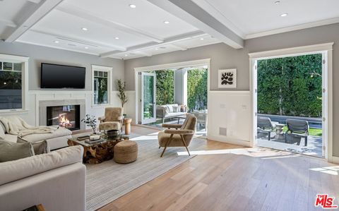 6336 Lindenhurst Avenue Los Angeles CA 90048