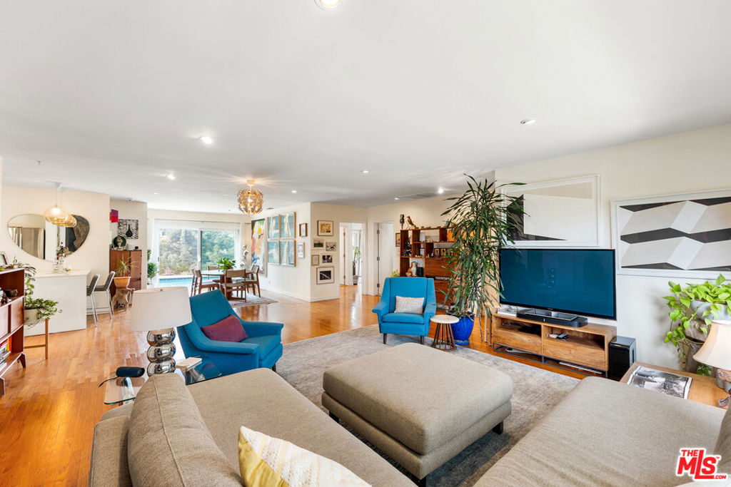 2316 Laurelmont Place