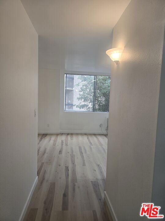 320 S Ardmore Avenue 216