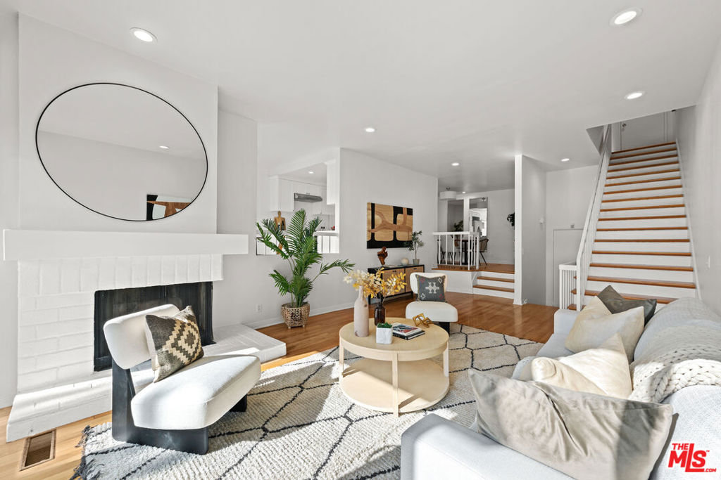 1758 Palisades Drive