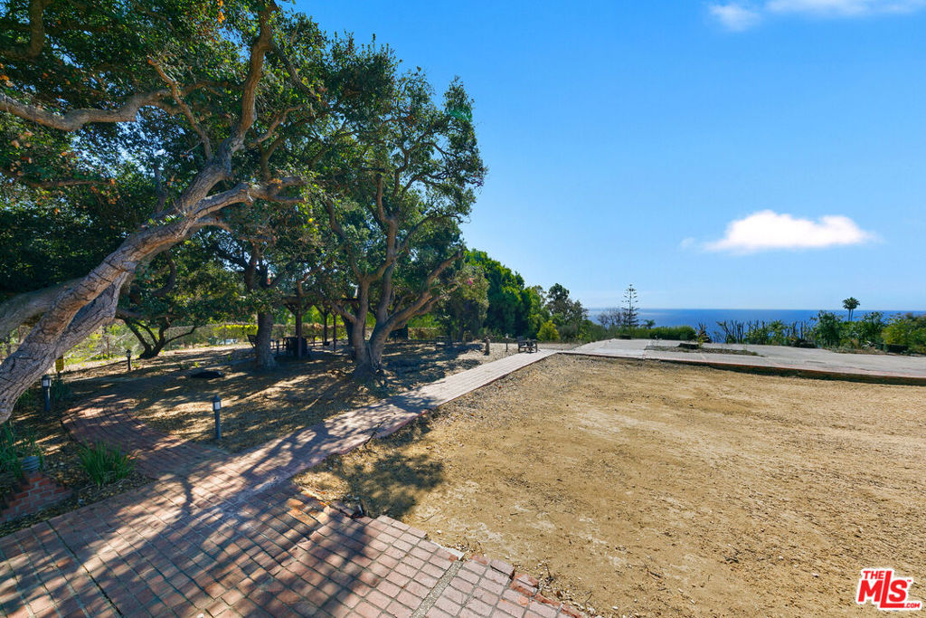 20729 Rockcroft Drive