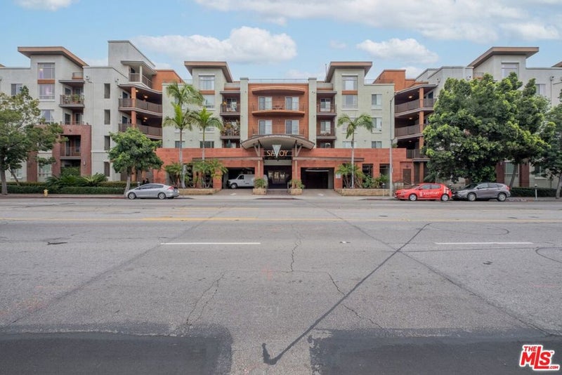 100 S Alameda Street 204