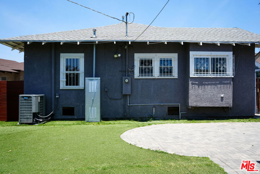 1554 W 46th Street