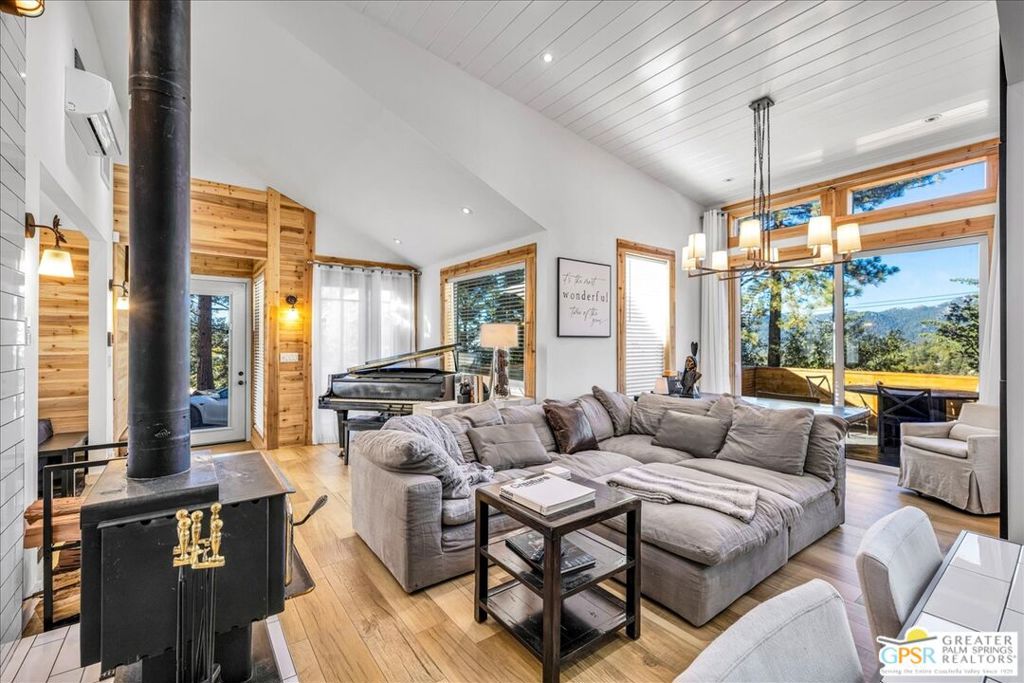 53065 Cedar Crest Drive