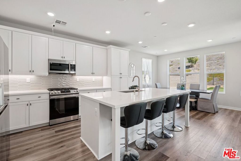 28709 Wildflower Terrace