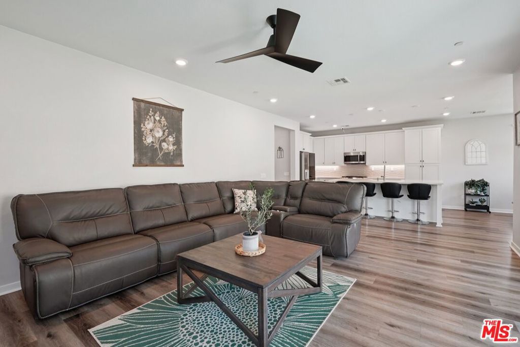 28709 Wildflower Terrace