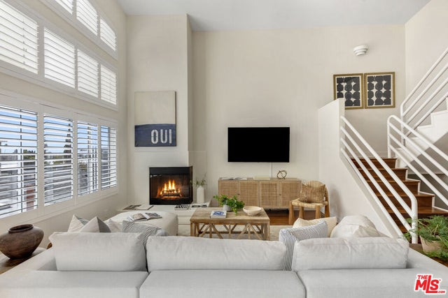 1214 14th Street 203 #203, Santa Monica