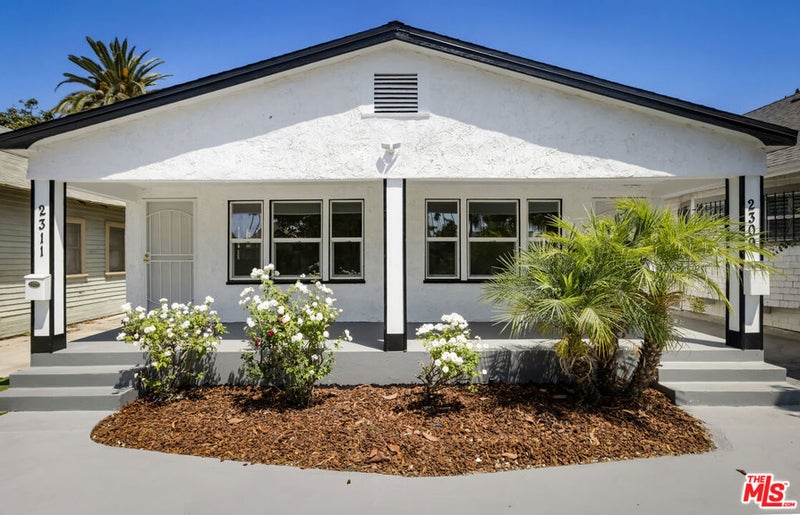 2309 W 29th Place