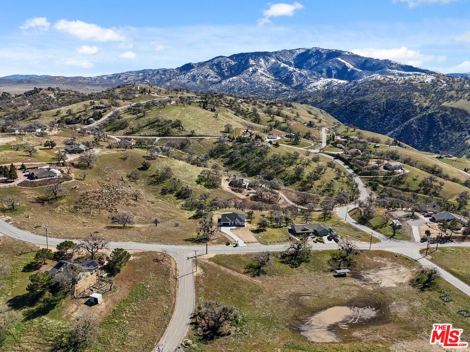30460 Horsethief Drive