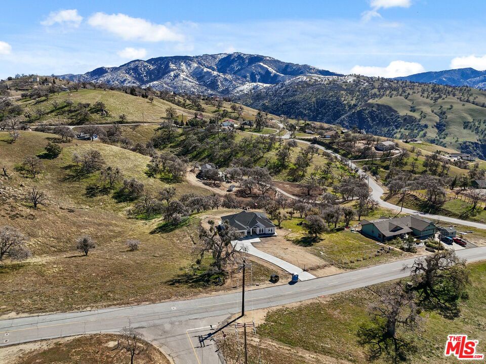 30460 Horsethief Drive