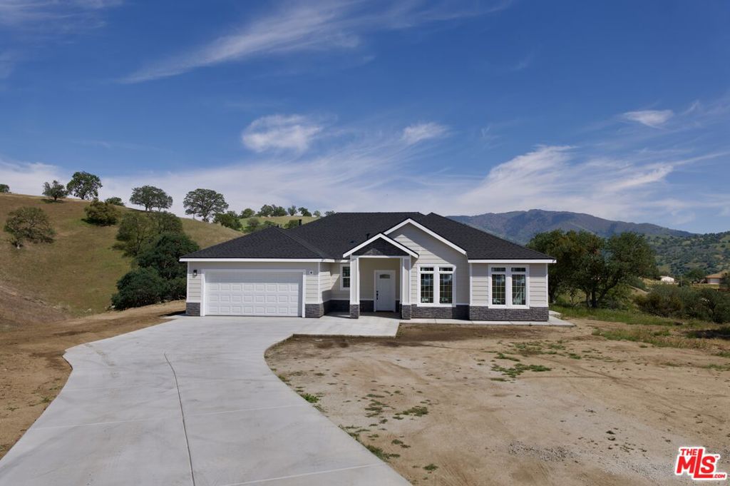 30460 Horsethief Drive