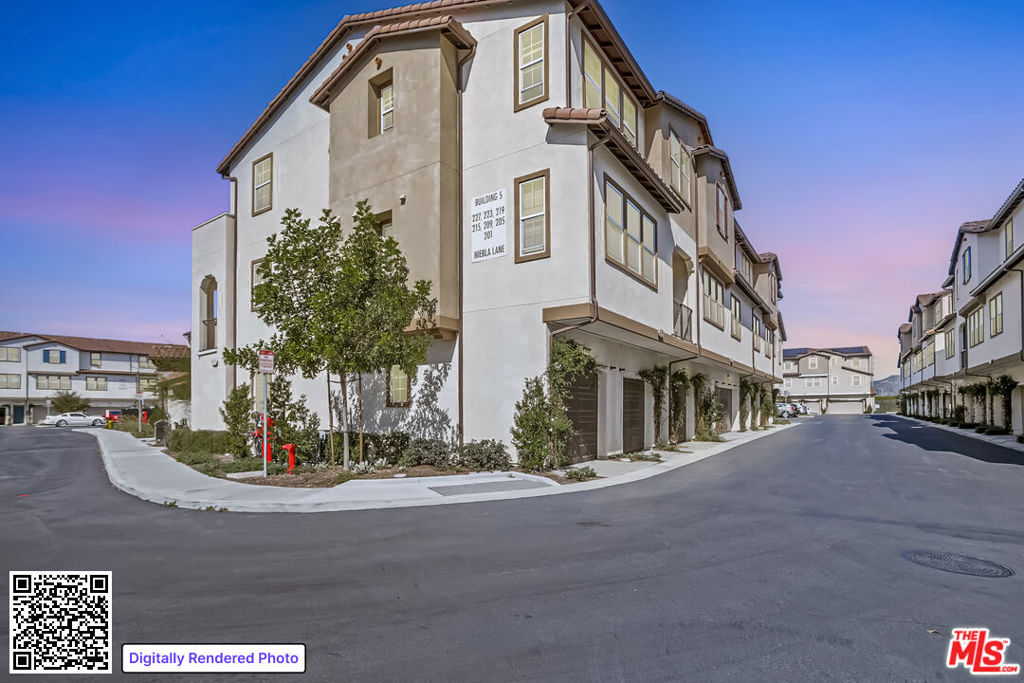205 Niebla Lane