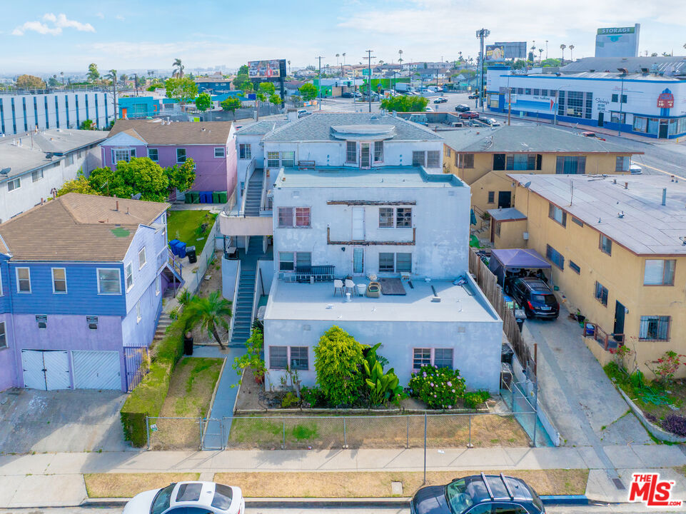5607 Edgemar Avenue
