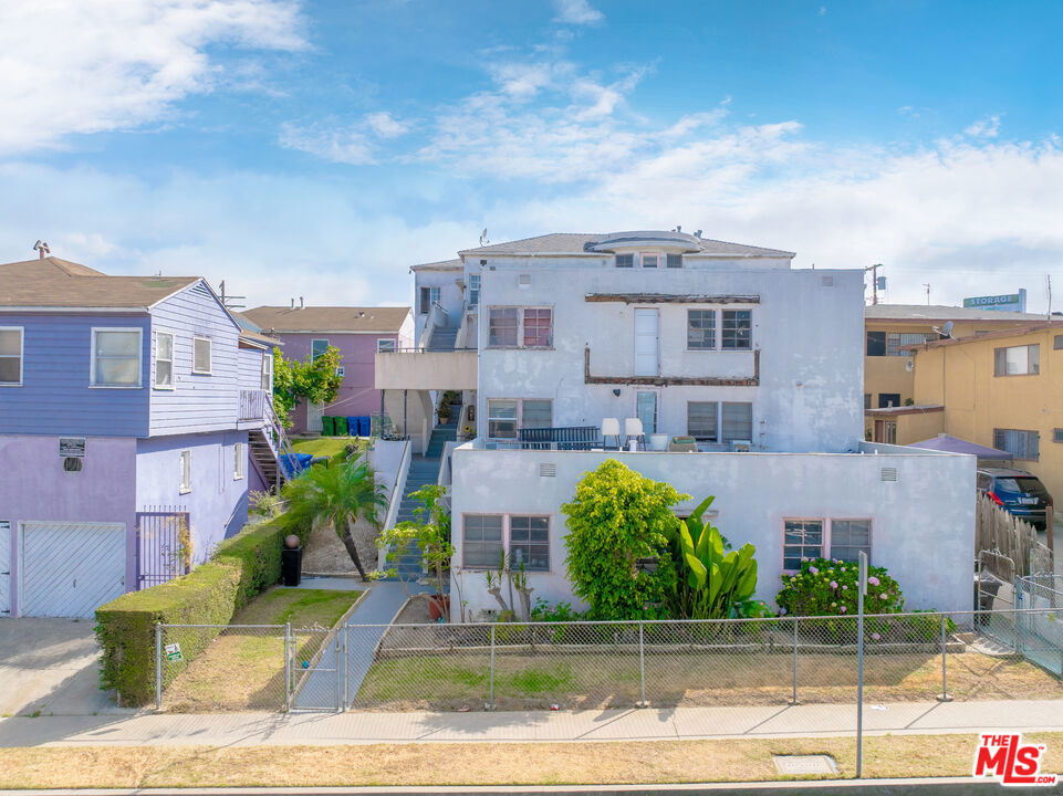 5607 Edgemar Avenue