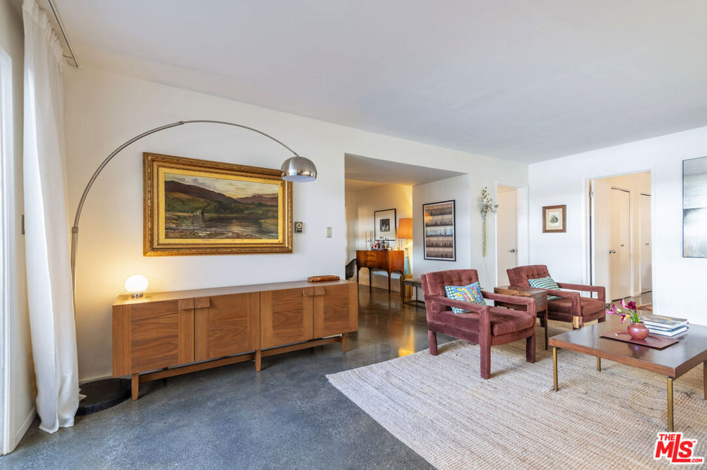 4343 Finley Avenue 2