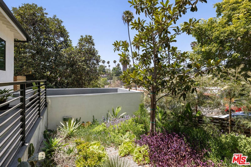 2412 Reservoir Street