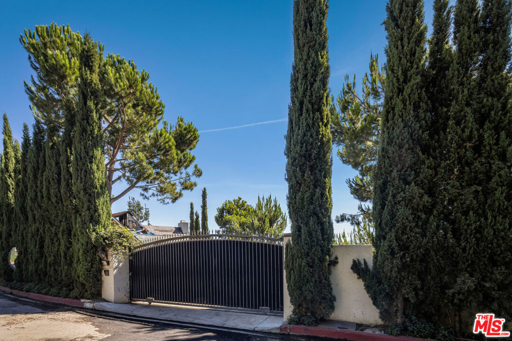 991 Bel Air Road