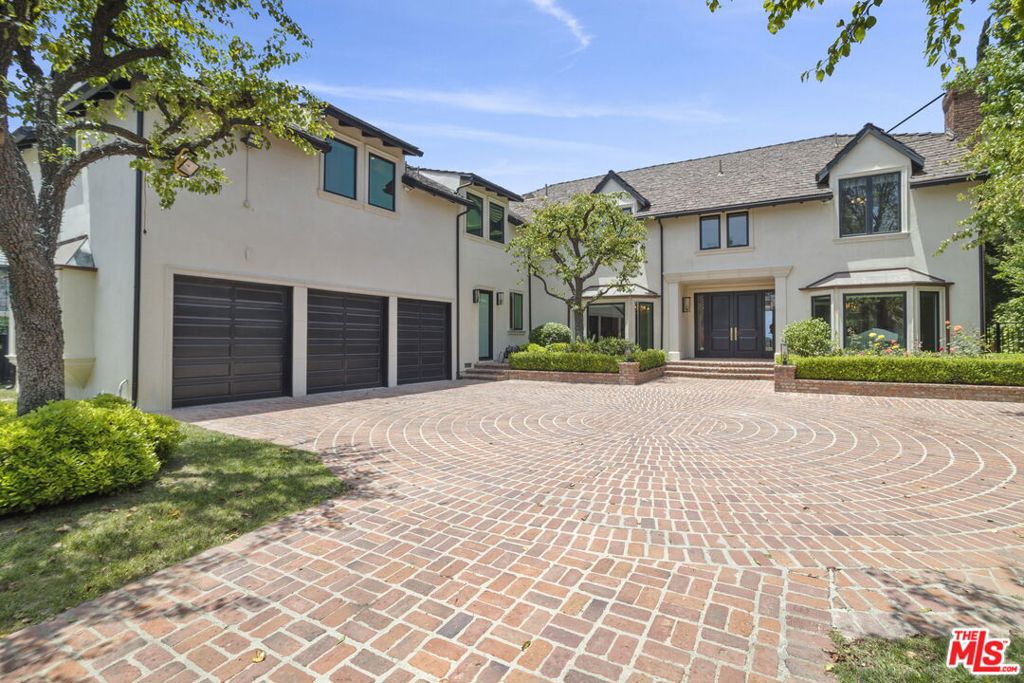 Properties 3 15515 Collina Strada