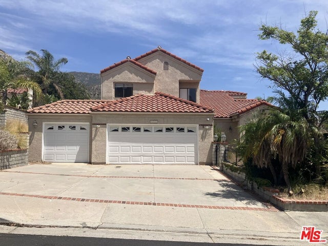 12506 Rajah Street, Los Angeles