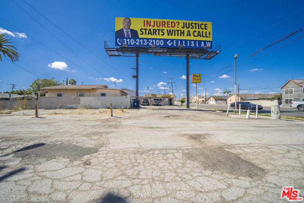 1026 W Century Boulevard