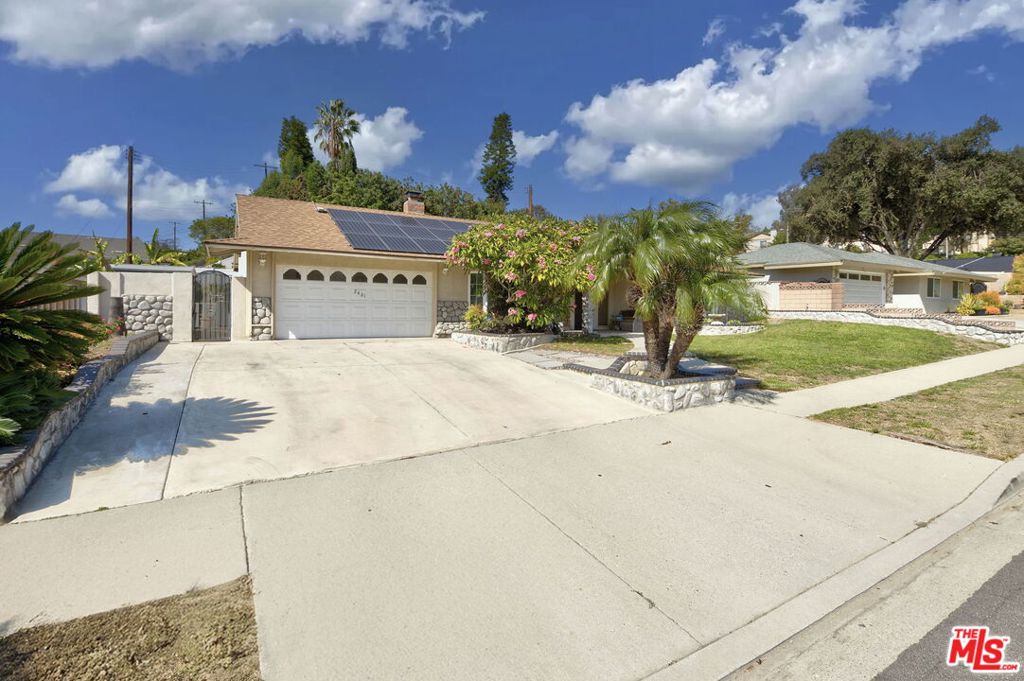 2421 Castle Rock Road