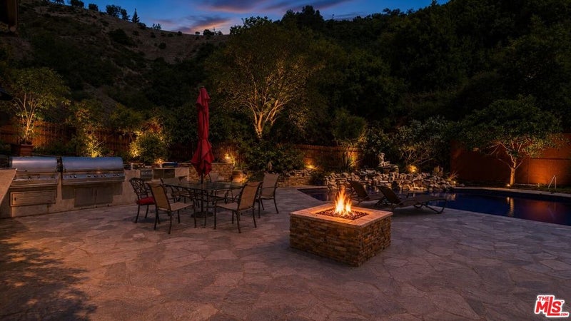 2451 Nichols Canyon Road