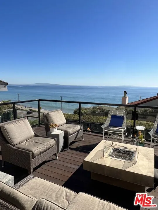 Pacific Palisades, California 90272, United States, ,Land,Active,217177