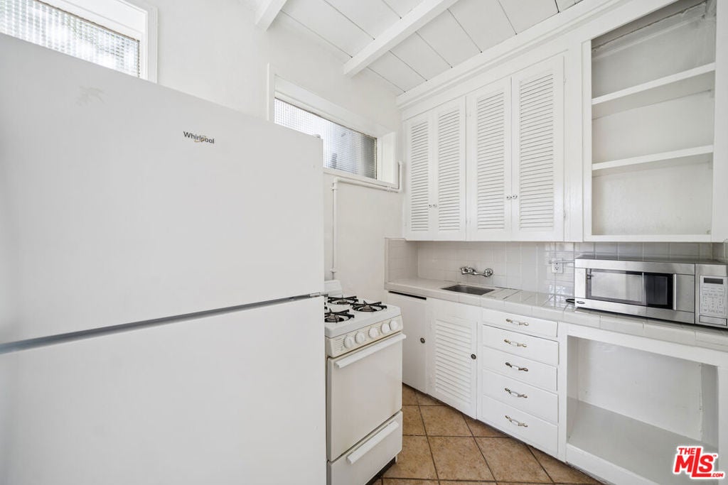 2050 High Tower Drive 2