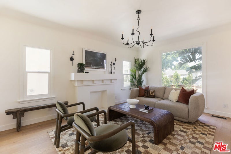 2812 Somerset Drive