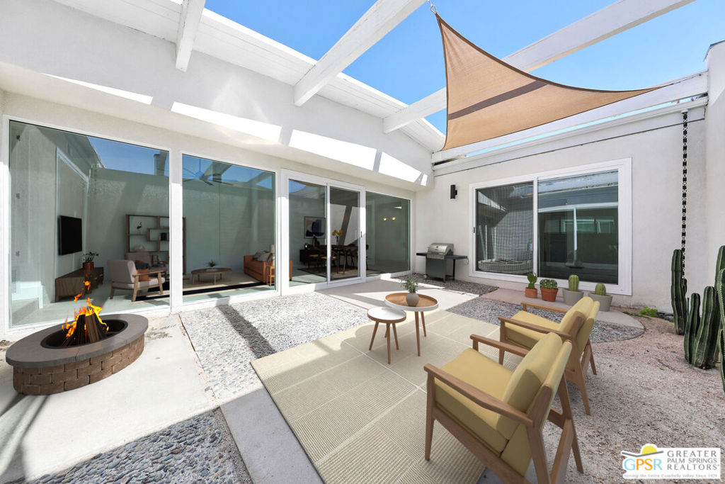 2041 S Calle Palo Fierro