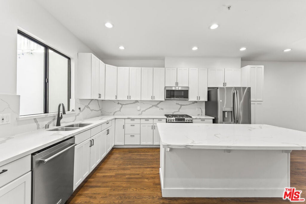 2646 Rinconia Drive