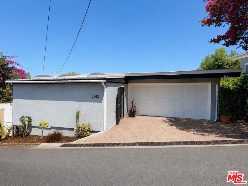 3543 Lavell Drive